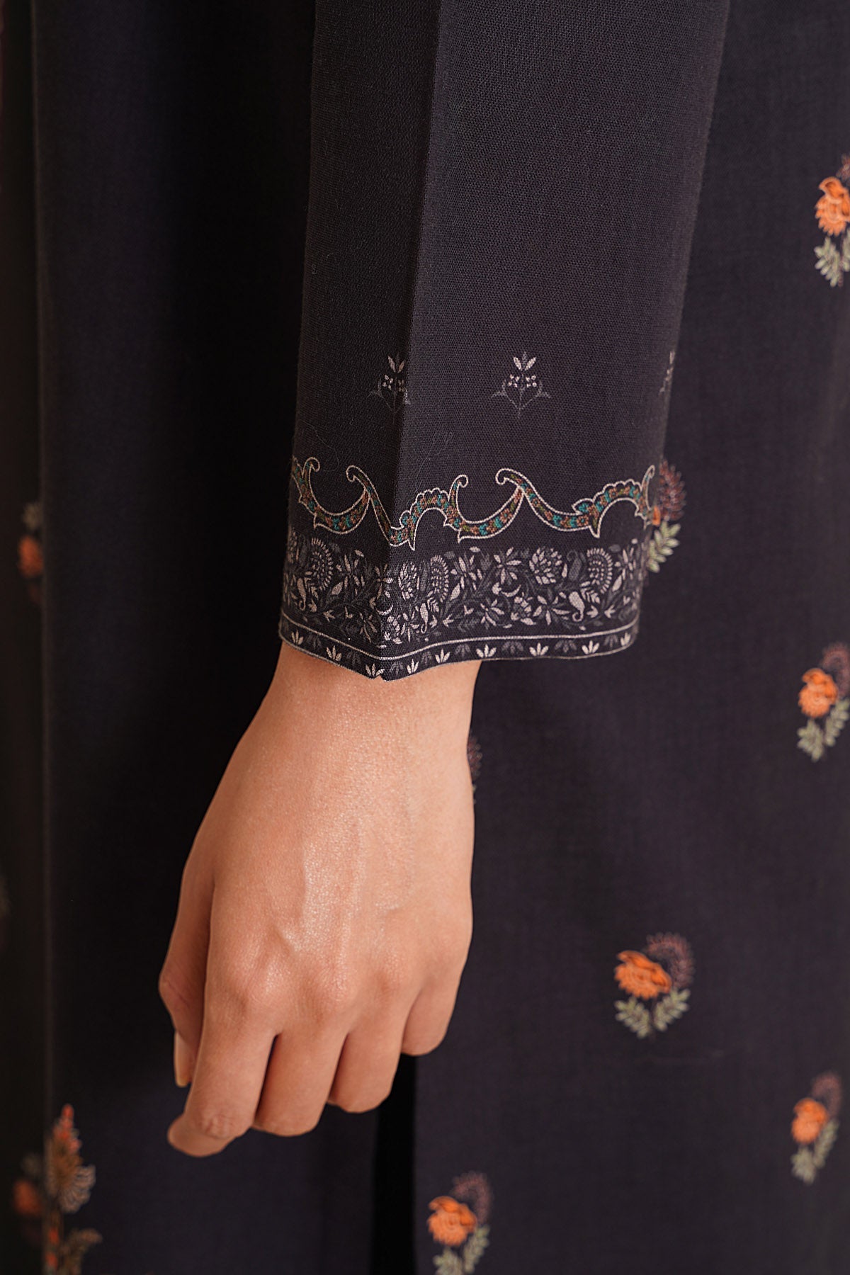 3 Piece - Unstitched - Printed Khaddar Suit - C6394