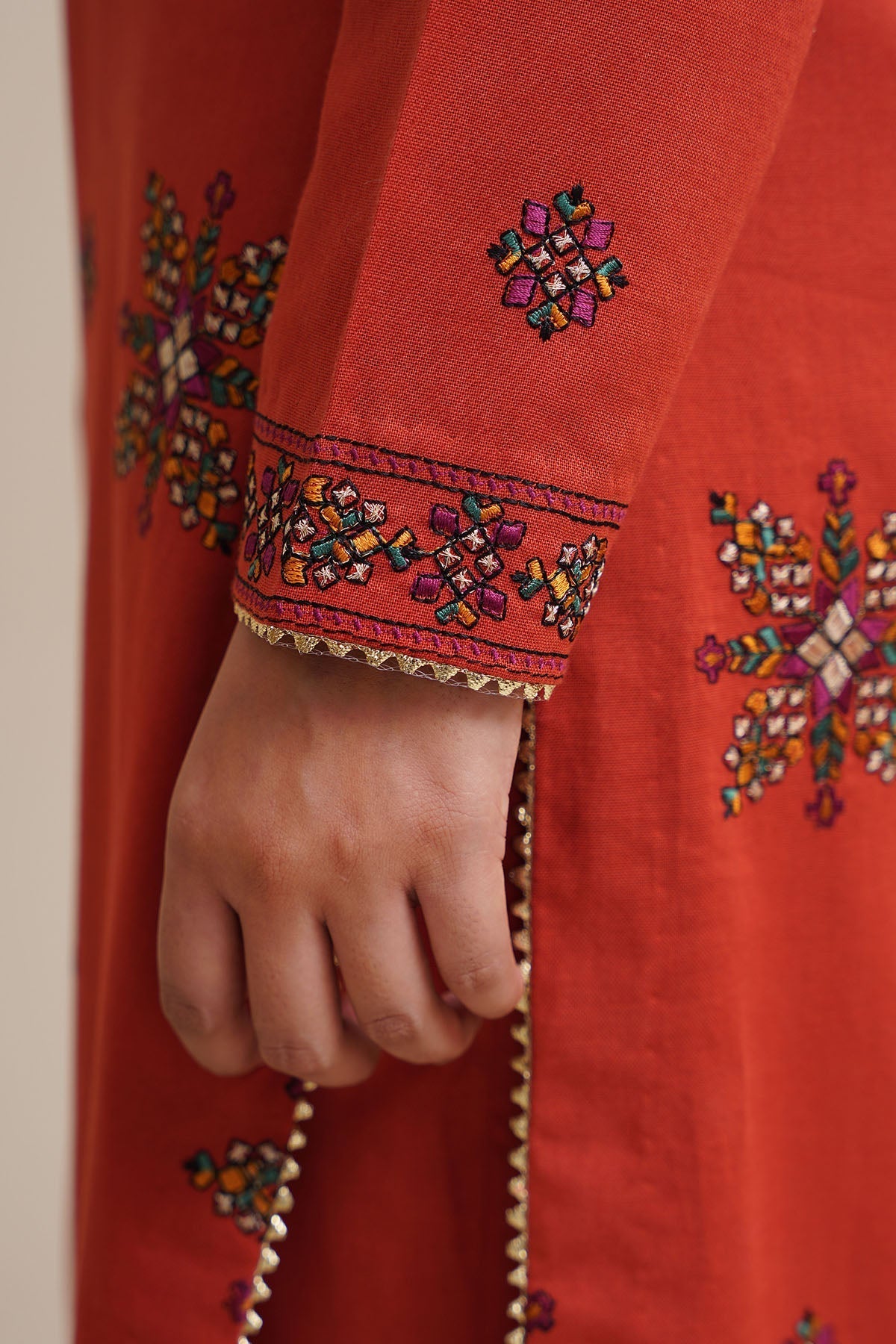 3 Piece - Unstitched - Embroidered Khaddar Suit - E1753