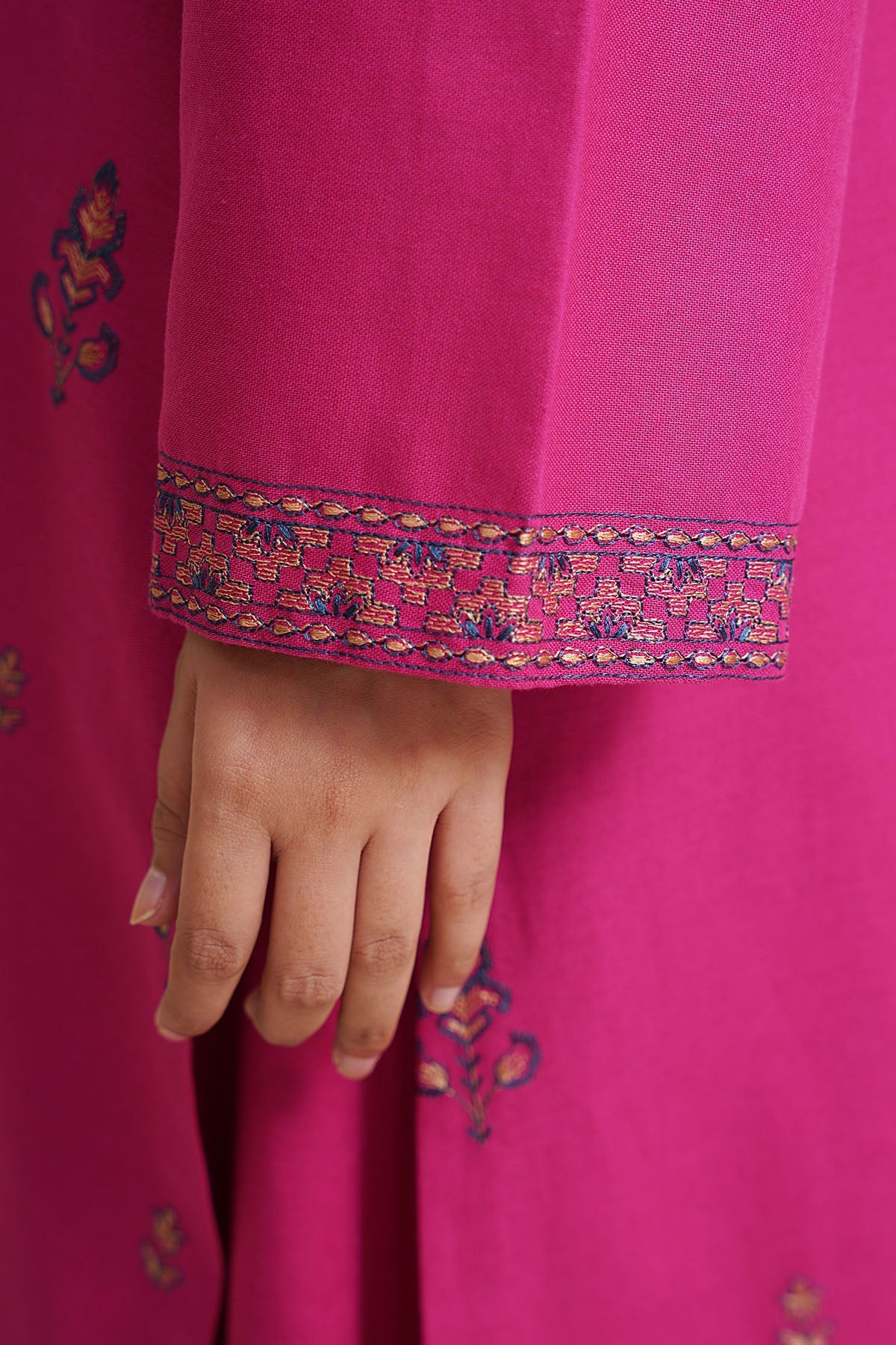 3 Piece - Unstitched - Embroidered Khaddar Suit - E1755