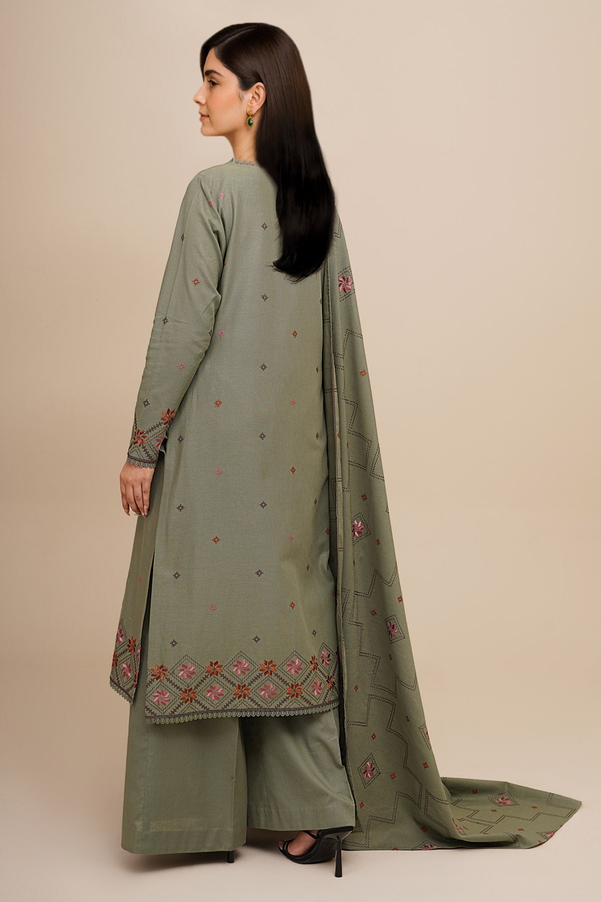3 Piece - Unstitched - Embroidered Khaddar Suit - E1764
