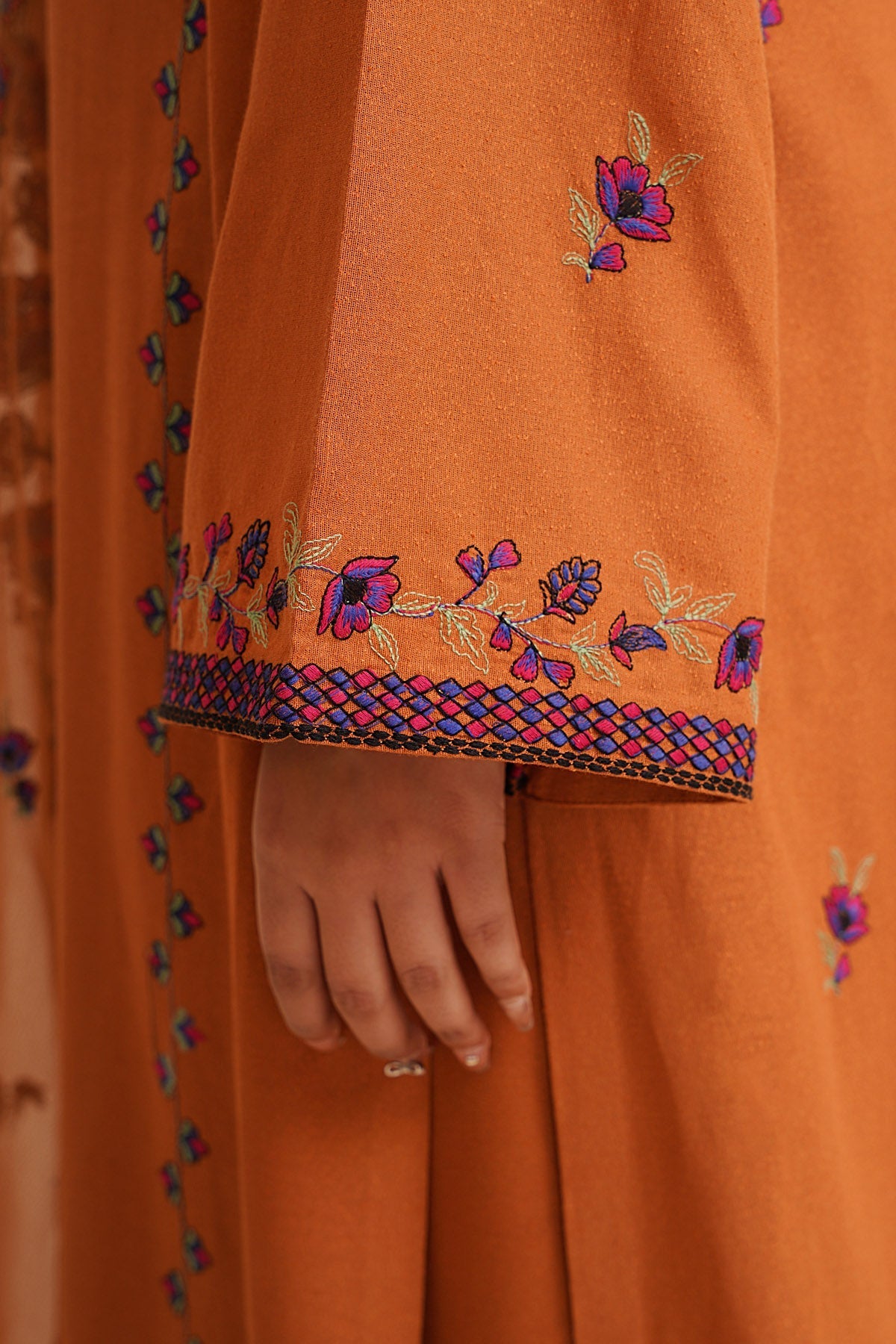 3 Piece - Unstitched - Embroidered Viscose Karandi Suit - E1772