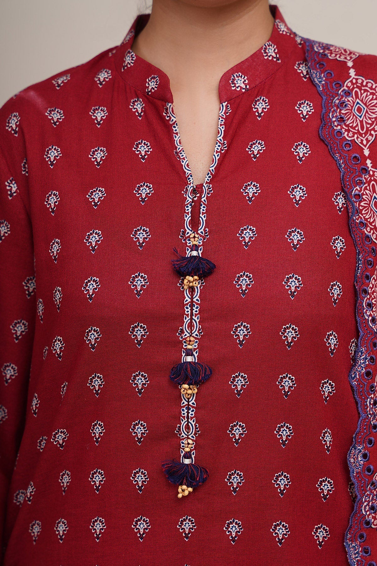 3 Piece - Unstitched - Printed & Embroidered Khaddar Suit - C6396