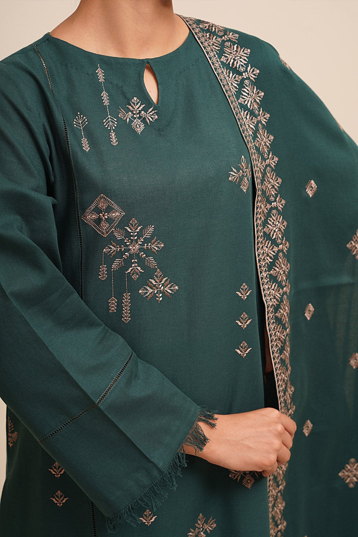 3 Piece - Unstitched - Embroidered Khaddar Suit - C6434