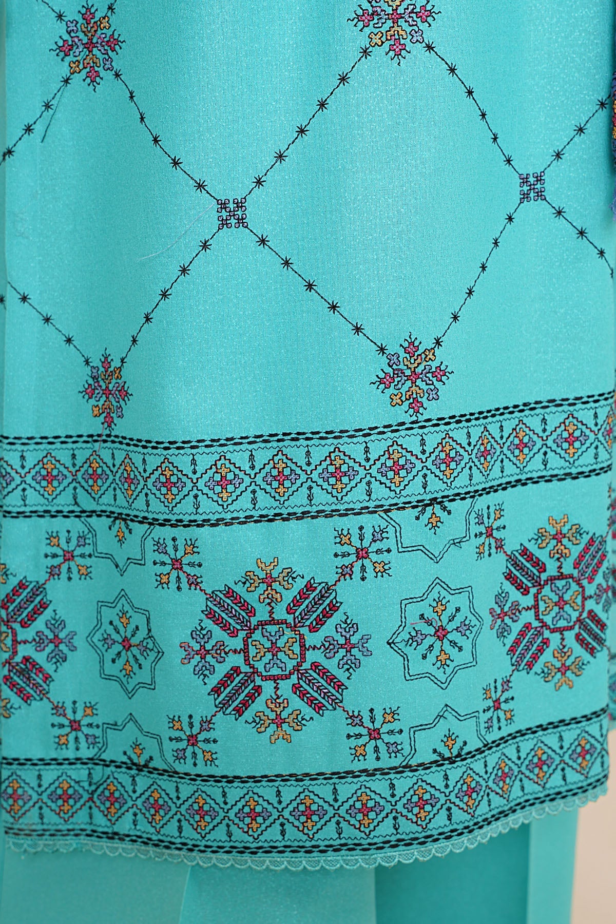 3 Piece - Unstitched - Embroidered Viscose Karandi Suit - E1843