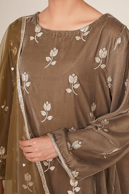 3 Piece - Stitched - Embroidered Velvet Suit - KPW24-P3143-143