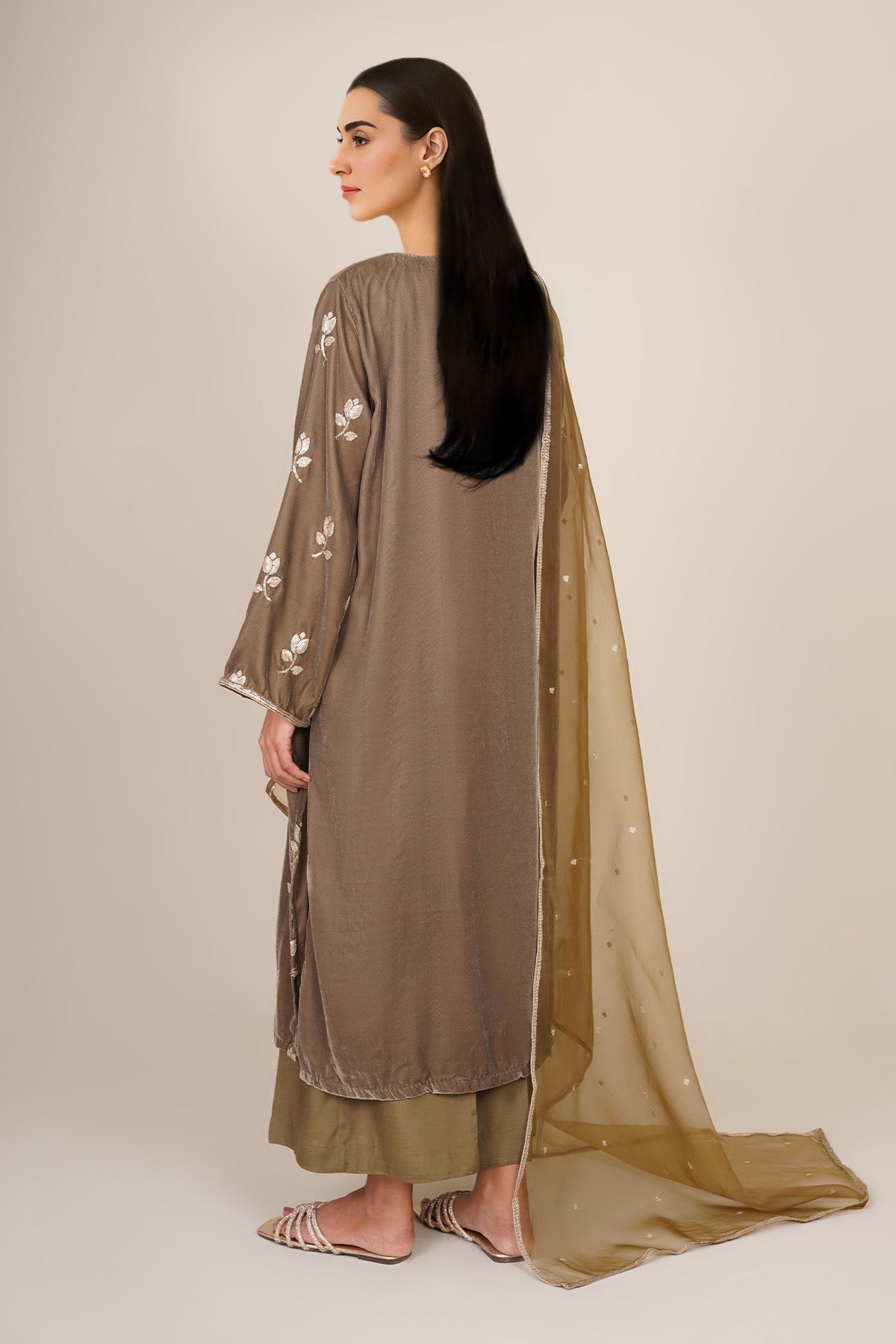 3 Piece - Stitched - Embroidered Velvet Suit - KPW24-P3143-143