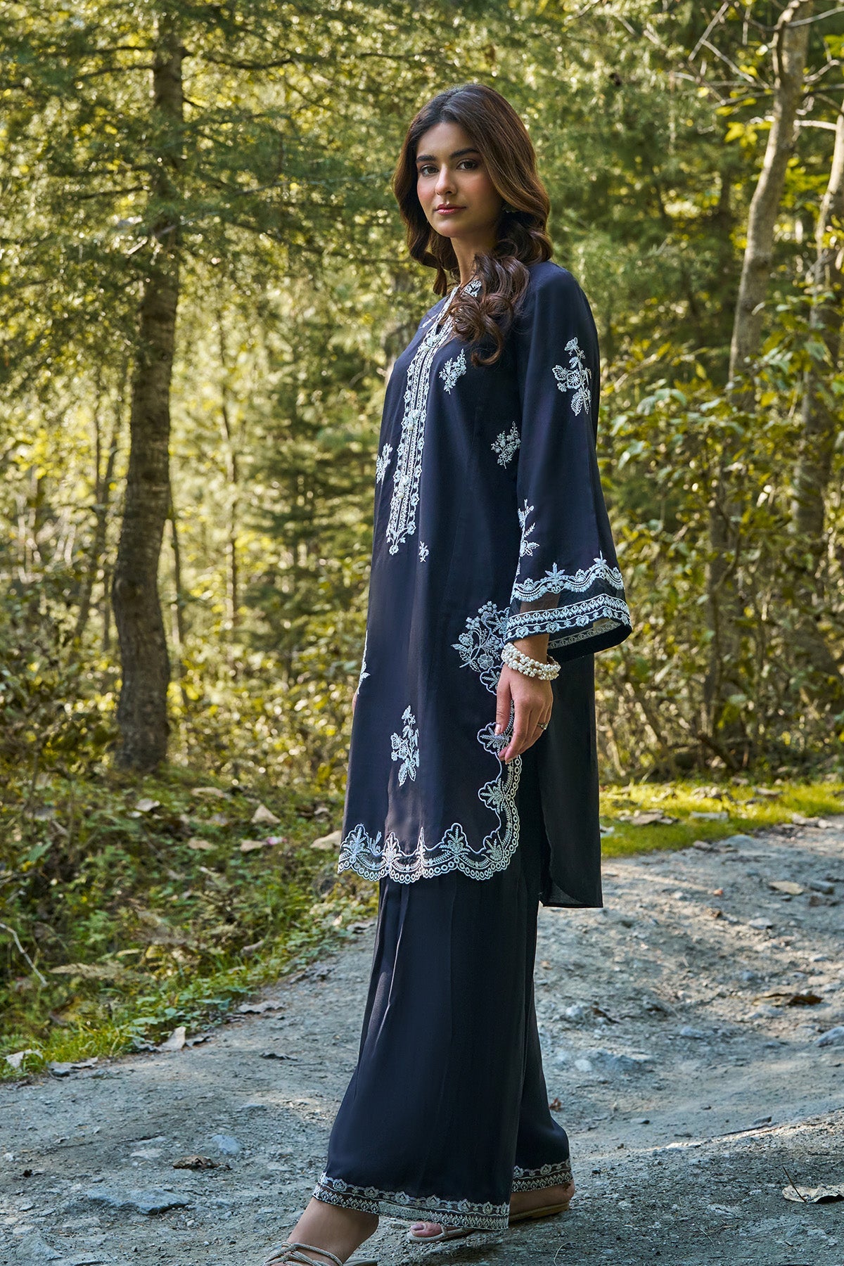 2 Piece - Stitched - Embroidered Linen Suit - KPW25-P3692