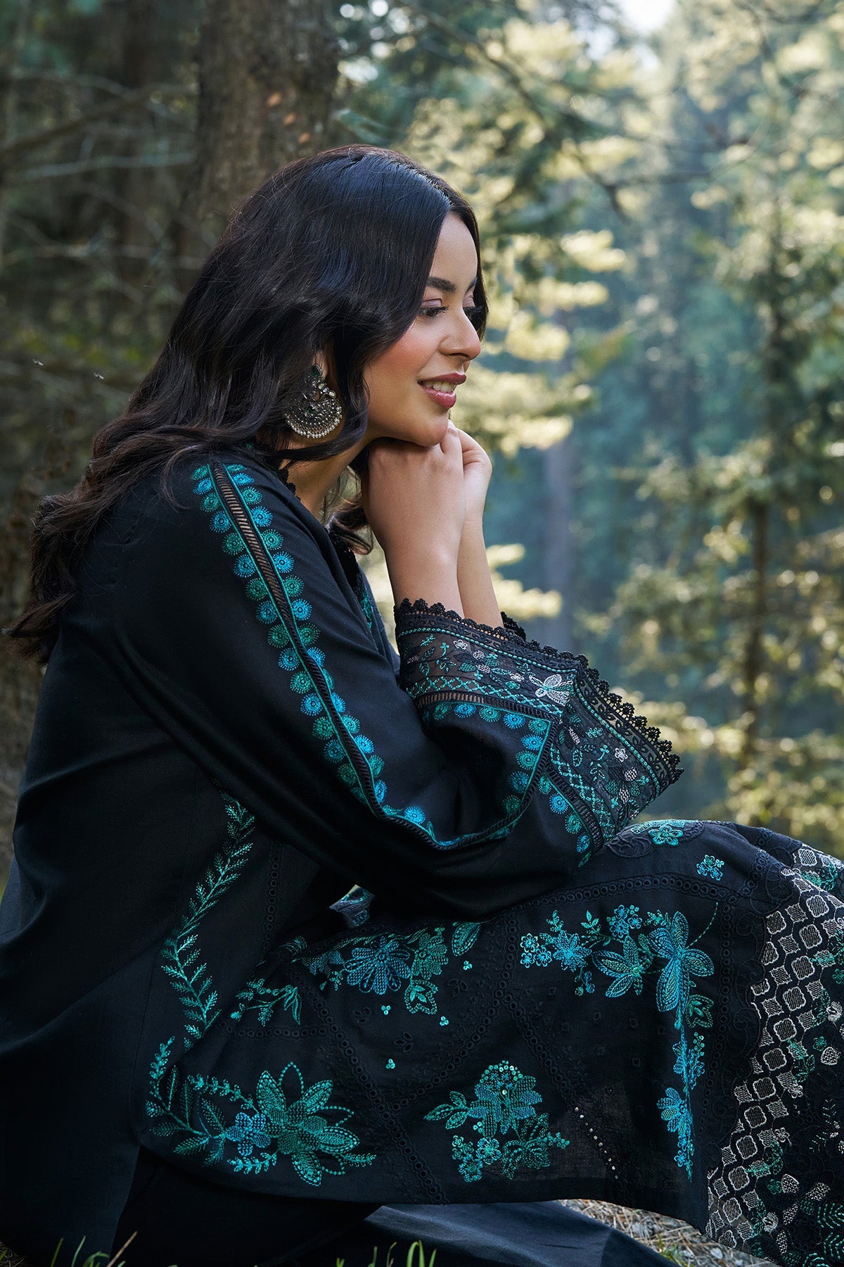 2 Piece - Stitched - Embroidered Khaddar Suit - KPW25-P3776