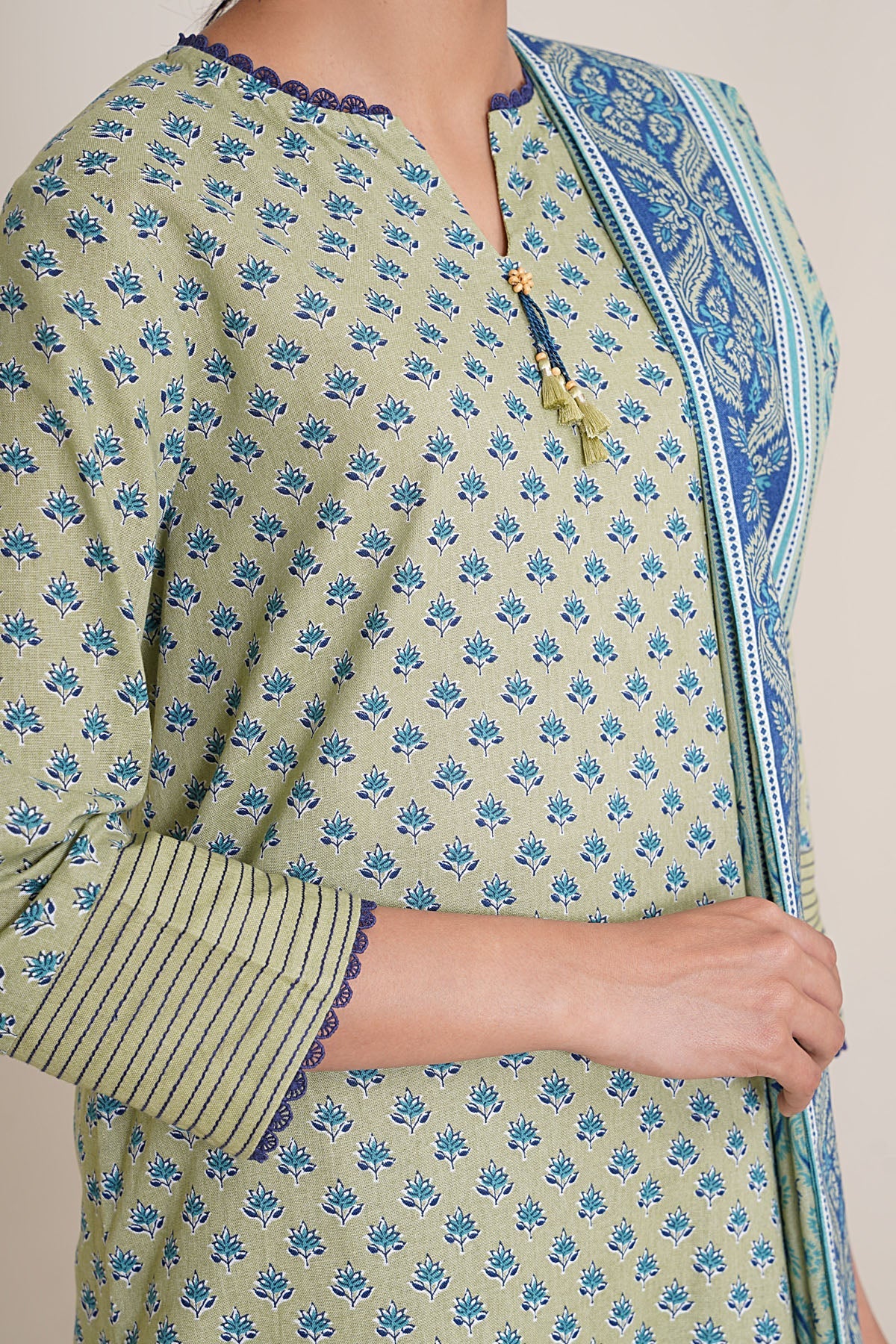 3 Piece - Unstitched - Printed Khaddar Suit - X7135